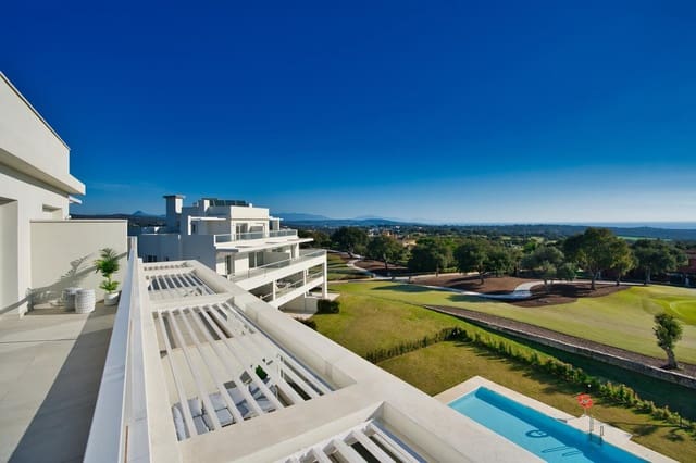 3 sovrum Takvåning till salu i Sotogrande Alto, San Roque med pool garage - 665 000 € (Ref: 8976787)