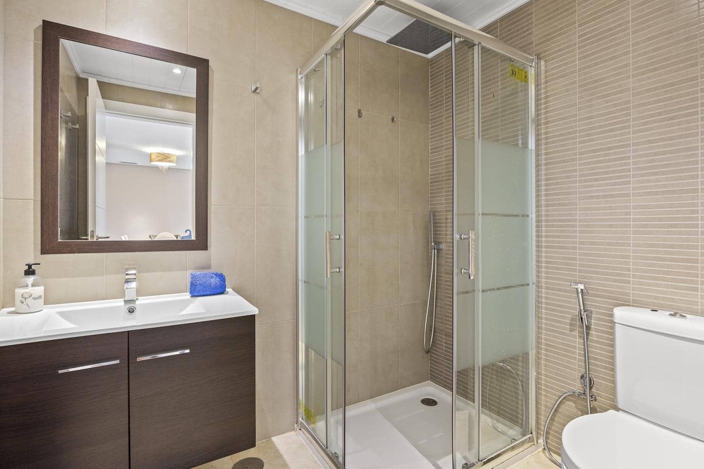 3 sypialnia Apartament na sprzedaż w Benahavis z basenem garażem - 495 000 € (Ref: 8976830)