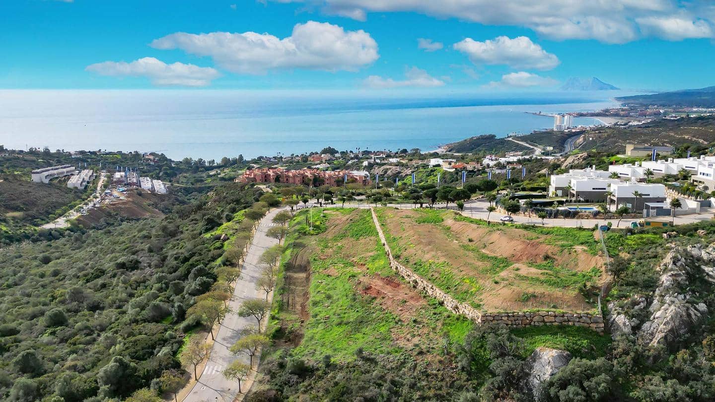 Grunde uden byggetilladelser til salg i Manilva - € 580.000 (Ref: 8976855)