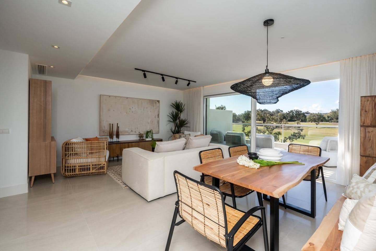 3 soveværelse Penthouse til salg i Sotogrande med swimmingpool garage - € 650.000 (Ref: 8976947)