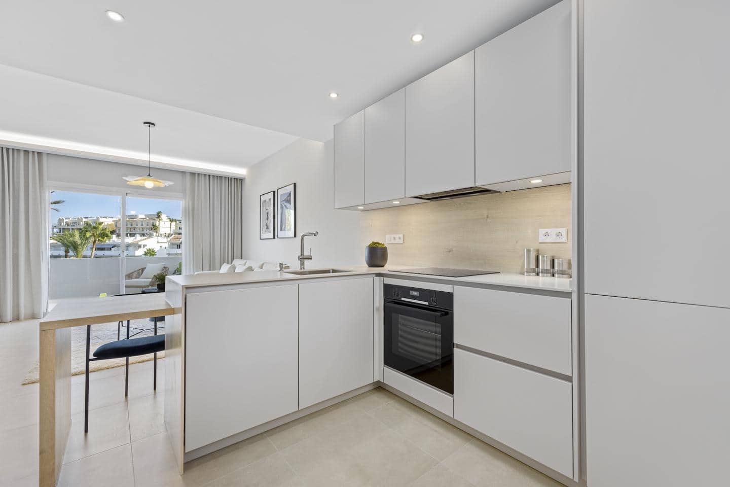 3 slaapkamer Penthouse te koop in Marbella met zwembad garage - € 669.000 (Ref: 8976948)