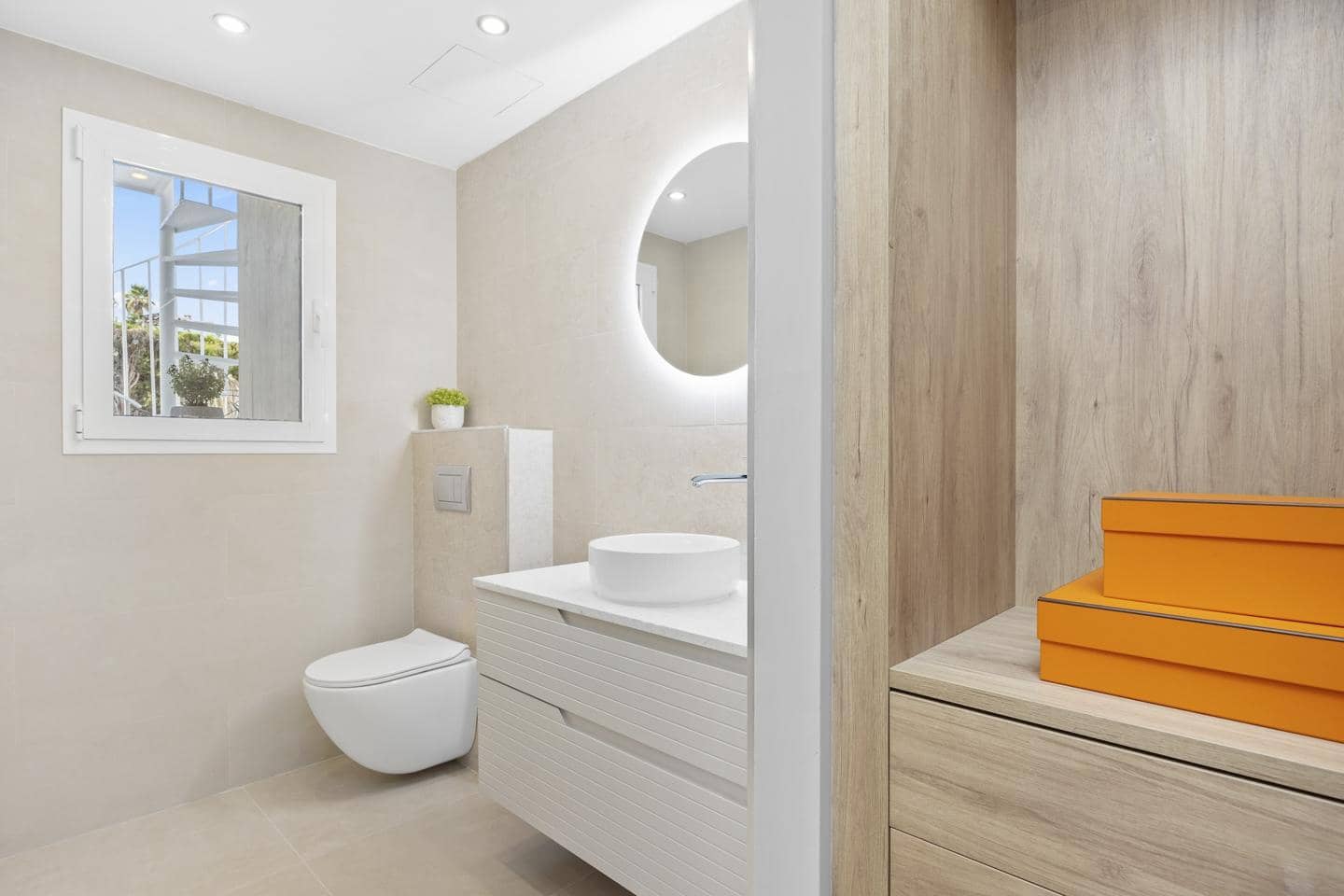 3 slaapkamer Penthouse te koop in Marbella met zwembad garage - € 669.000 (Ref: 8976948)