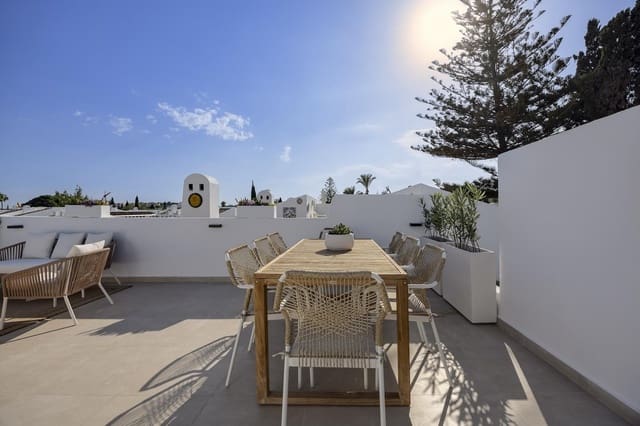 3 soveværelse Penthouse til salg i Aloha Golf, Marbella med swimmingpool garage - € 669.000 (Ref: 8976948)