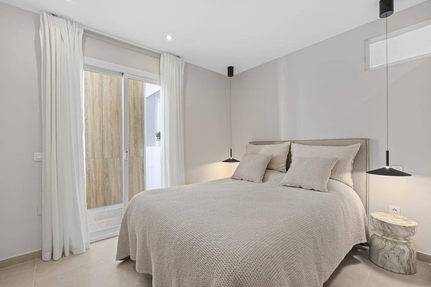 3 slaapkamer Penthouse te koop in Marbella met zwembad garage - € 669.000 (Ref: 8976948)