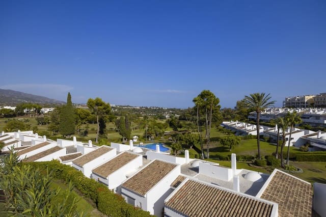 3 soveværelse Penthouse til salg i Aloha Golf, Marbella med swimmingpool garage - € 669.000 (Ref: 8976948)