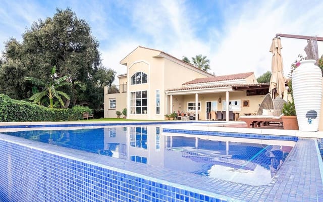 6 soveværelse Villa til salg i Sotogrande Alto, San Roque med swimmingpool garage - € 1.850.000 (Ref: 8977067)