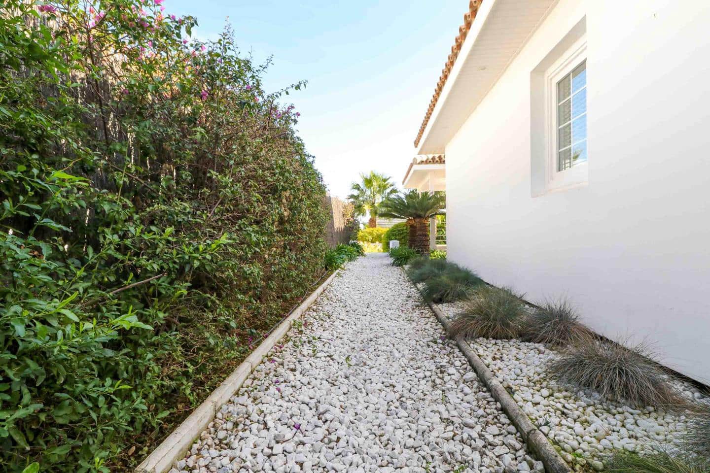 4 soveværelse Villa til salg i Benahavis med swimmingpool garage - € 1.850.000 (Ref: 9000706)