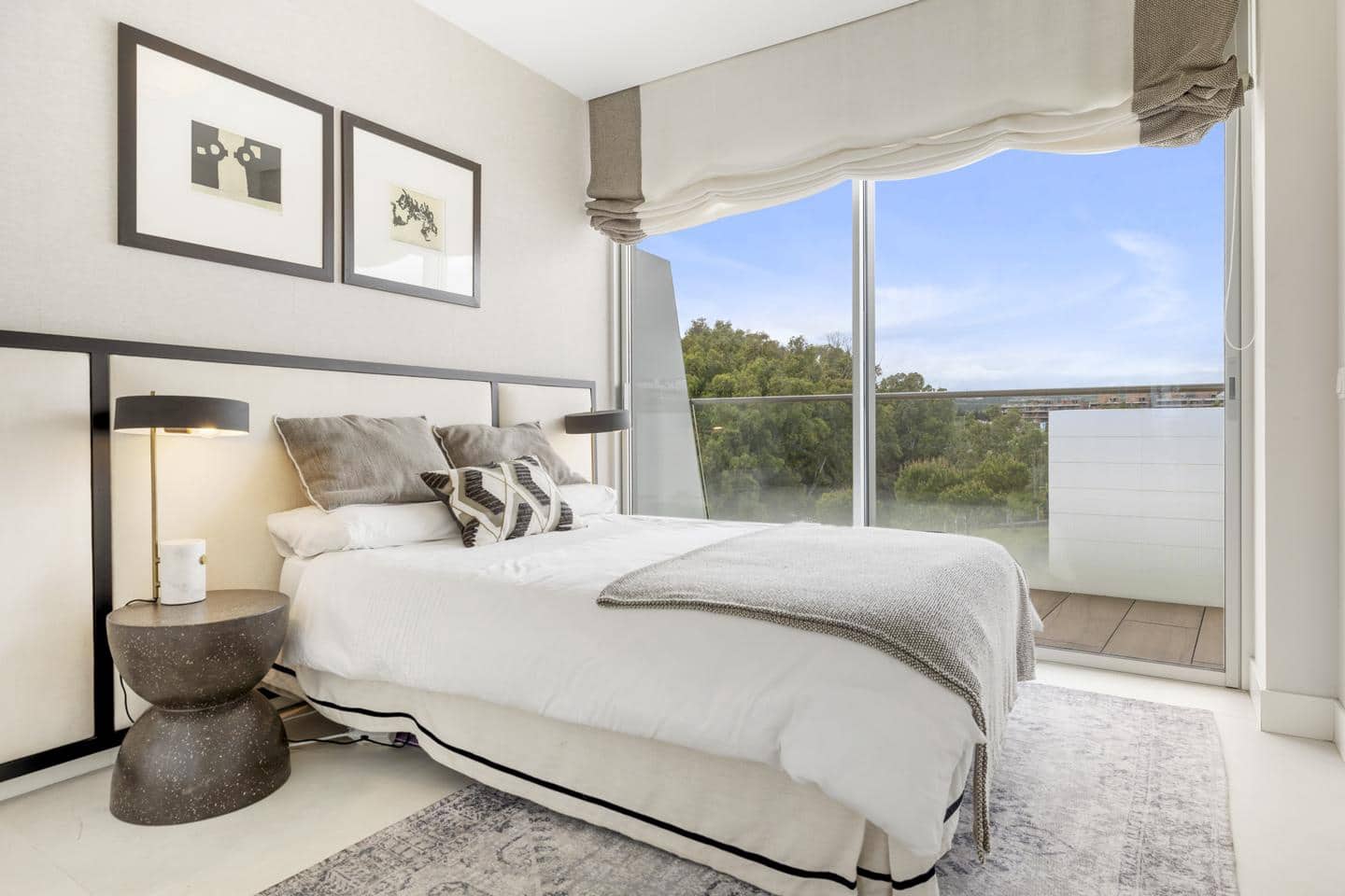 3 bedroom Apartment for sale in New Golden Mile with pool garage - € 1,145,000 (Ref: 9000707)