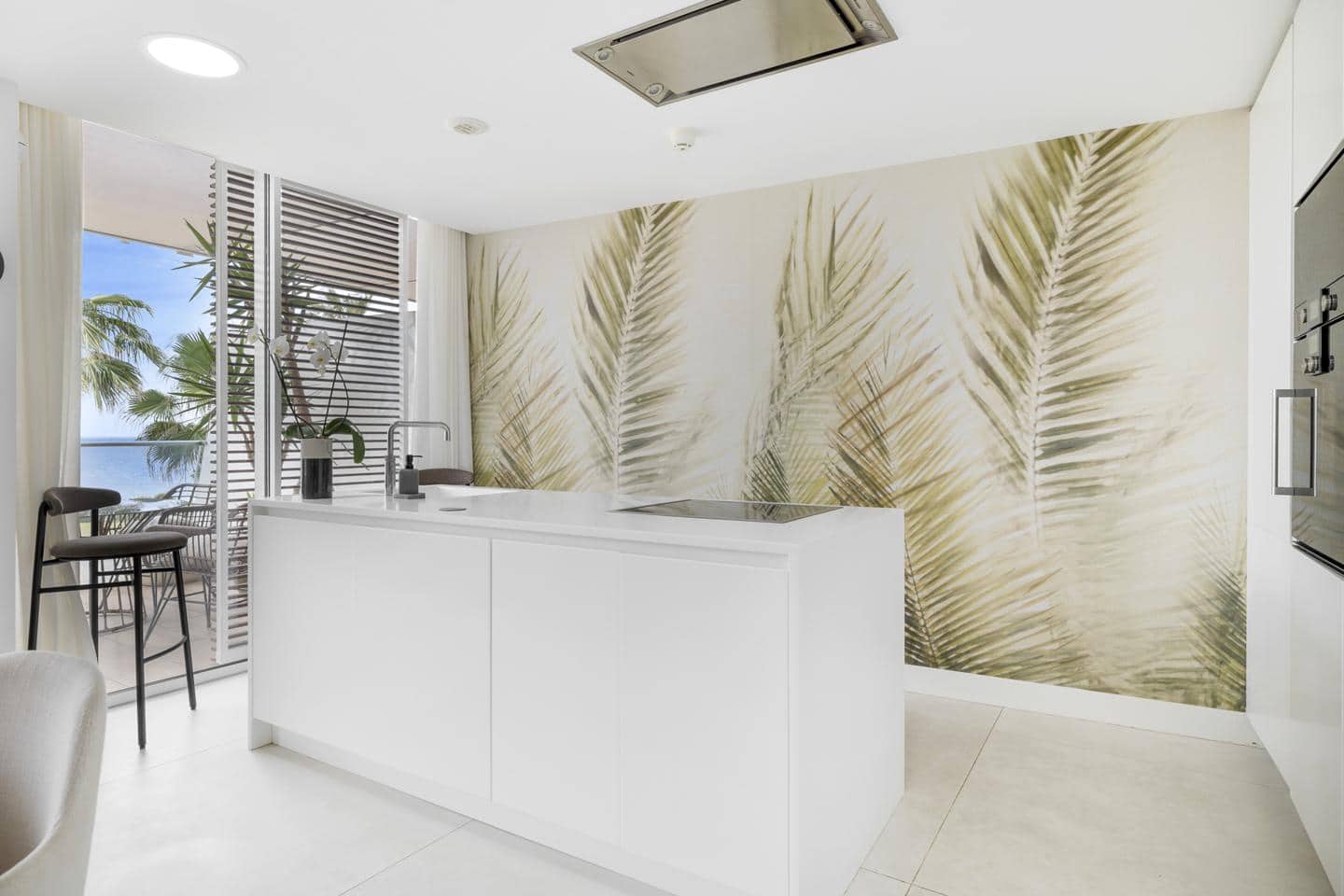 3 bedroom Apartment for sale in New Golden Mile with pool garage - € 1,145,000 (Ref: 9000707)