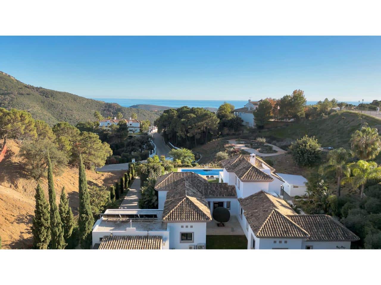 4 chambre Villa/Maison à vendre à Benahavis avec piscine garage - 2 595 000 € (Ref: 9001984)