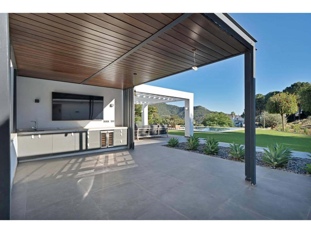 4 chambre Villa/Maison à vendre à Benahavis avec piscine garage - 2 595 000 € (Ref: 9001984)