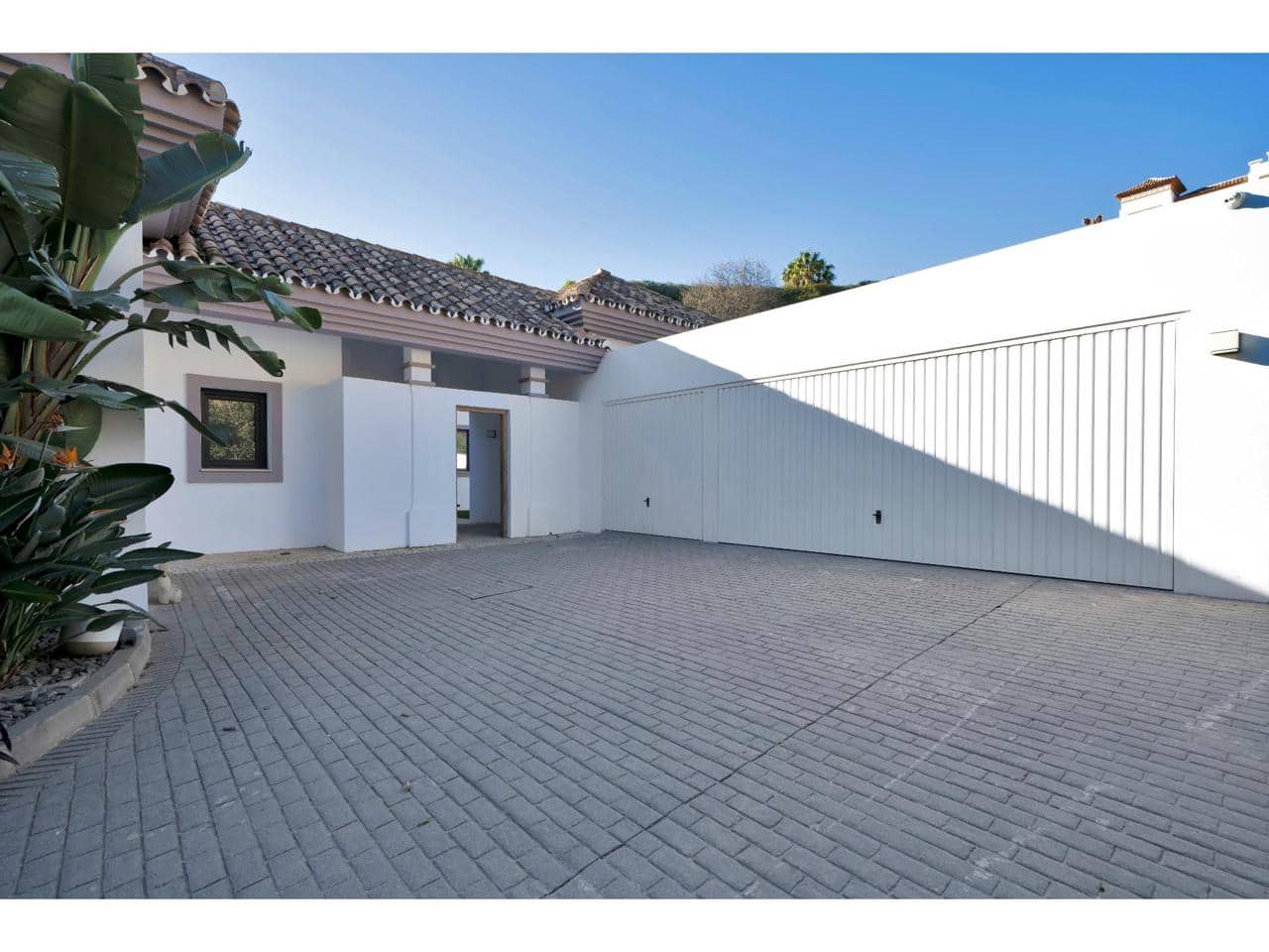 4 chambre Villa/Maison à vendre à Benahavis avec piscine garage - 2 595 000 € (Ref: 9001984)