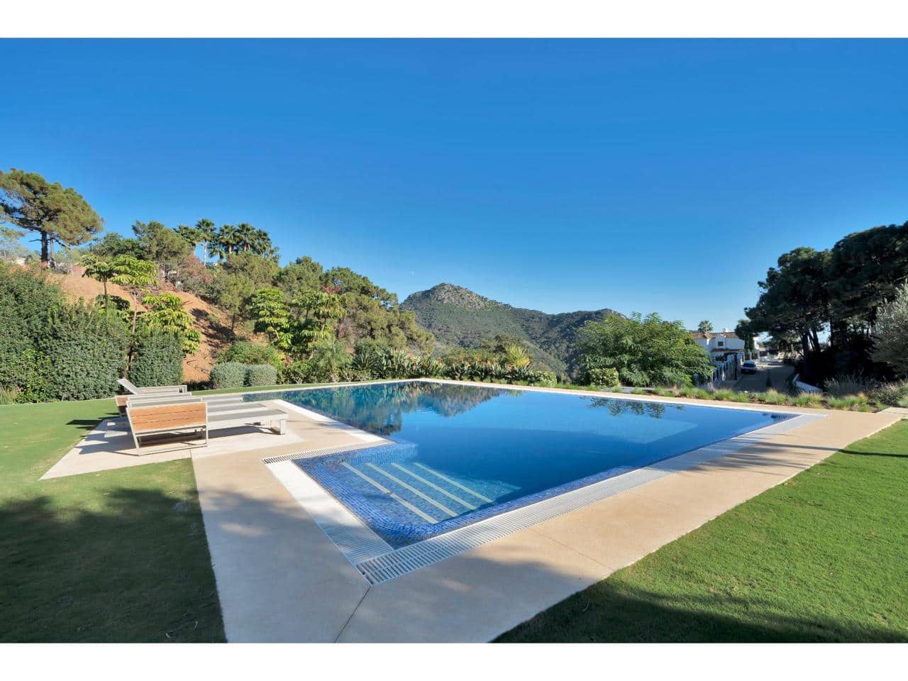 4 chambre Villa/Maison à vendre à Benahavis avec piscine garage - 2 595 000 € (Ref: 9001984)