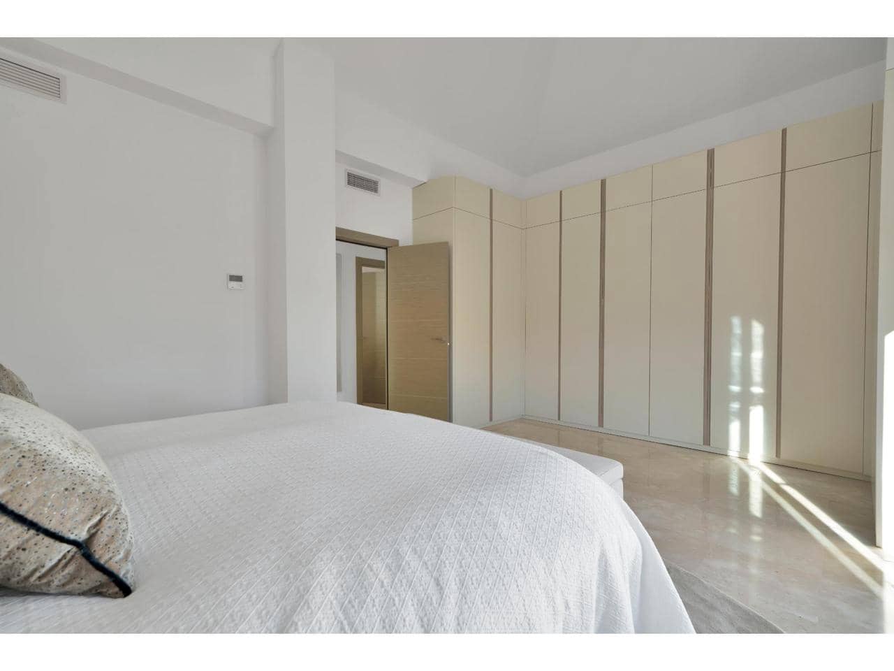 4 chambre Villa/Maison à vendre à Benahavis avec piscine garage - 2 595 000 € (Ref: 9001984)