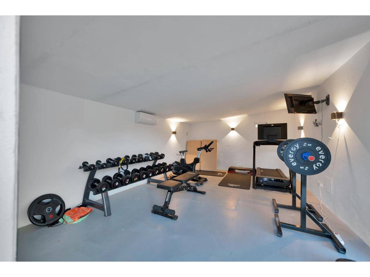 4 chambre Villa/Maison à vendre à Benahavis avec piscine garage - 2 595 000 € (Ref: 9001984)