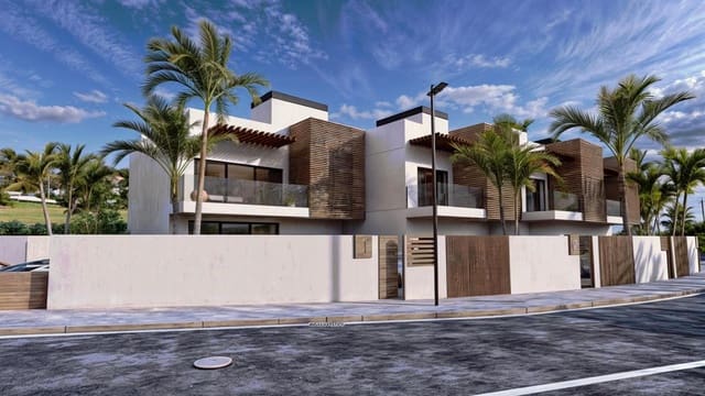 3 chambre Villa/Maison à vendre à Estepona Golf, Estepona avec piscine garage - 680 000 € (Ref: 9004015)
