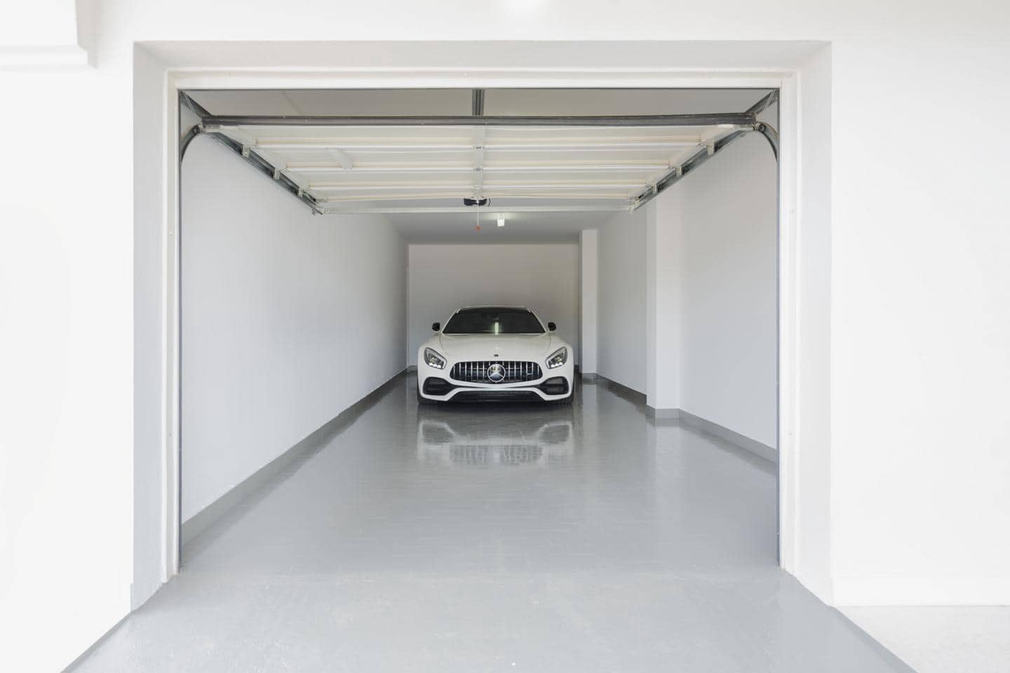 4 soverom Villa til salgs i Marbella med svømmebasseng garasje - € 1 850 000 (Ref: 9046344)