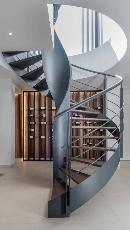 6 soverom Villa til salgs i Estepona med svømmebasseng garasje - € 2 695 000 (Ref: 9051381)