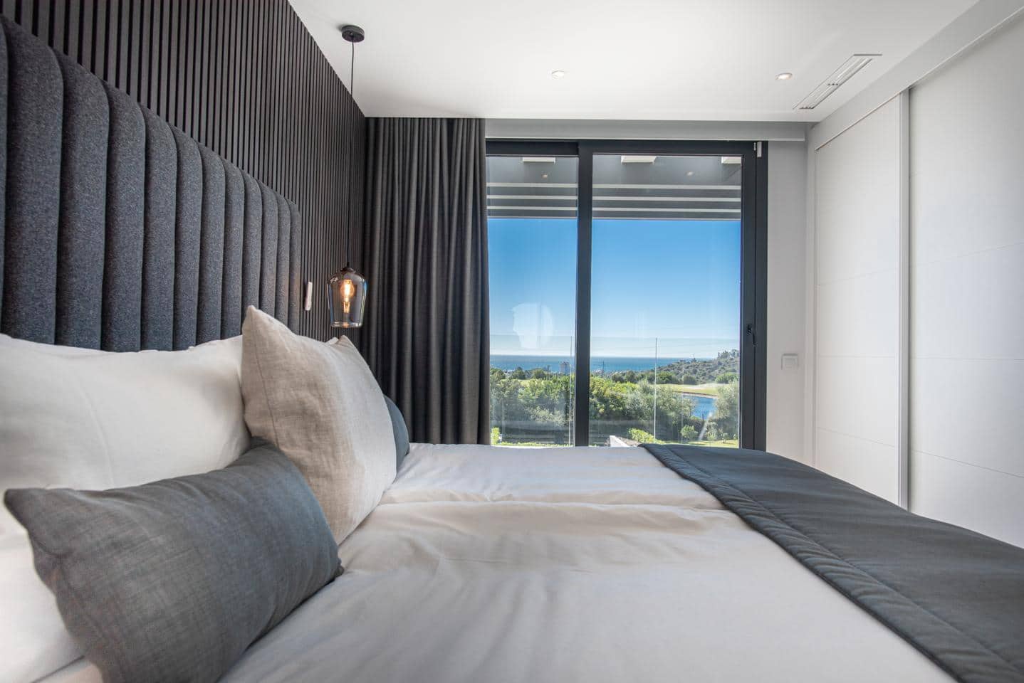 6 soverom Villa til salgs i Estepona med svømmebasseng garasje - € 2 695 000 (Ref: 9051381)