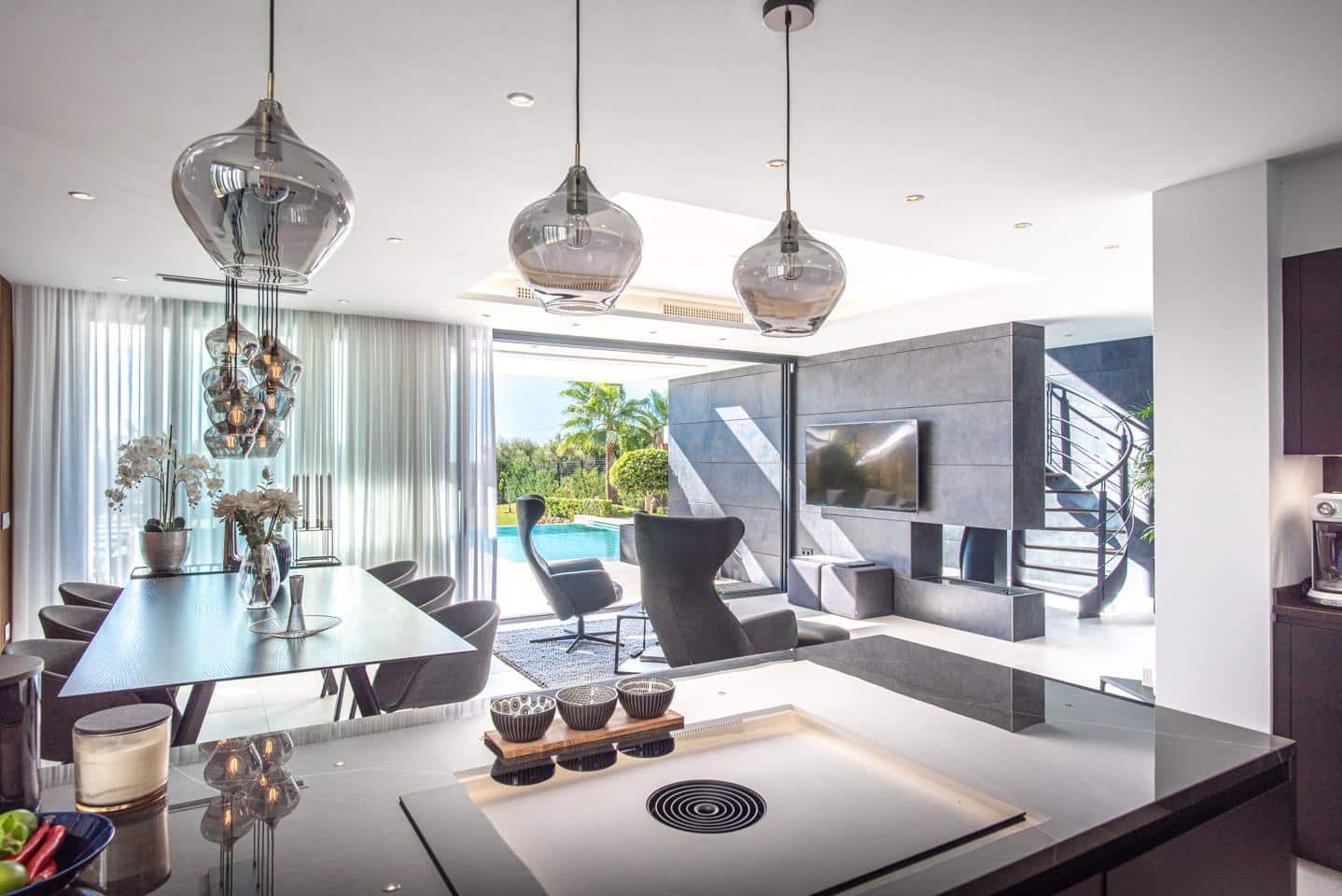 6 soverom Villa til salgs i Estepona med svømmebasseng garasje - € 2 695 000 (Ref: 9051381)