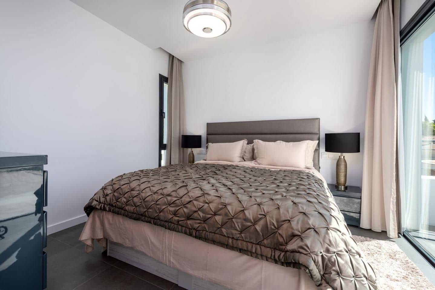 4 soveværelse Villa til salg i Atalaya-Isdabe med swimmingpool garage - € 1.995.000 (Ref: 9075466)