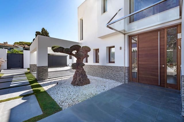 4 soveværelse Villa til salg i Atalaya-Isdabe, Estepona med swimmingpool garage - € 1.995.000 (Ref: 9075466)