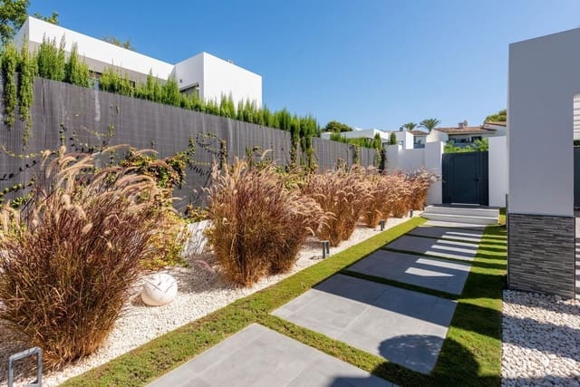 4 soveværelse Villa til salg i Atalaya-Isdabe, Estepona med swimmingpool garage - € 1.995.000 (Ref: 9075466)