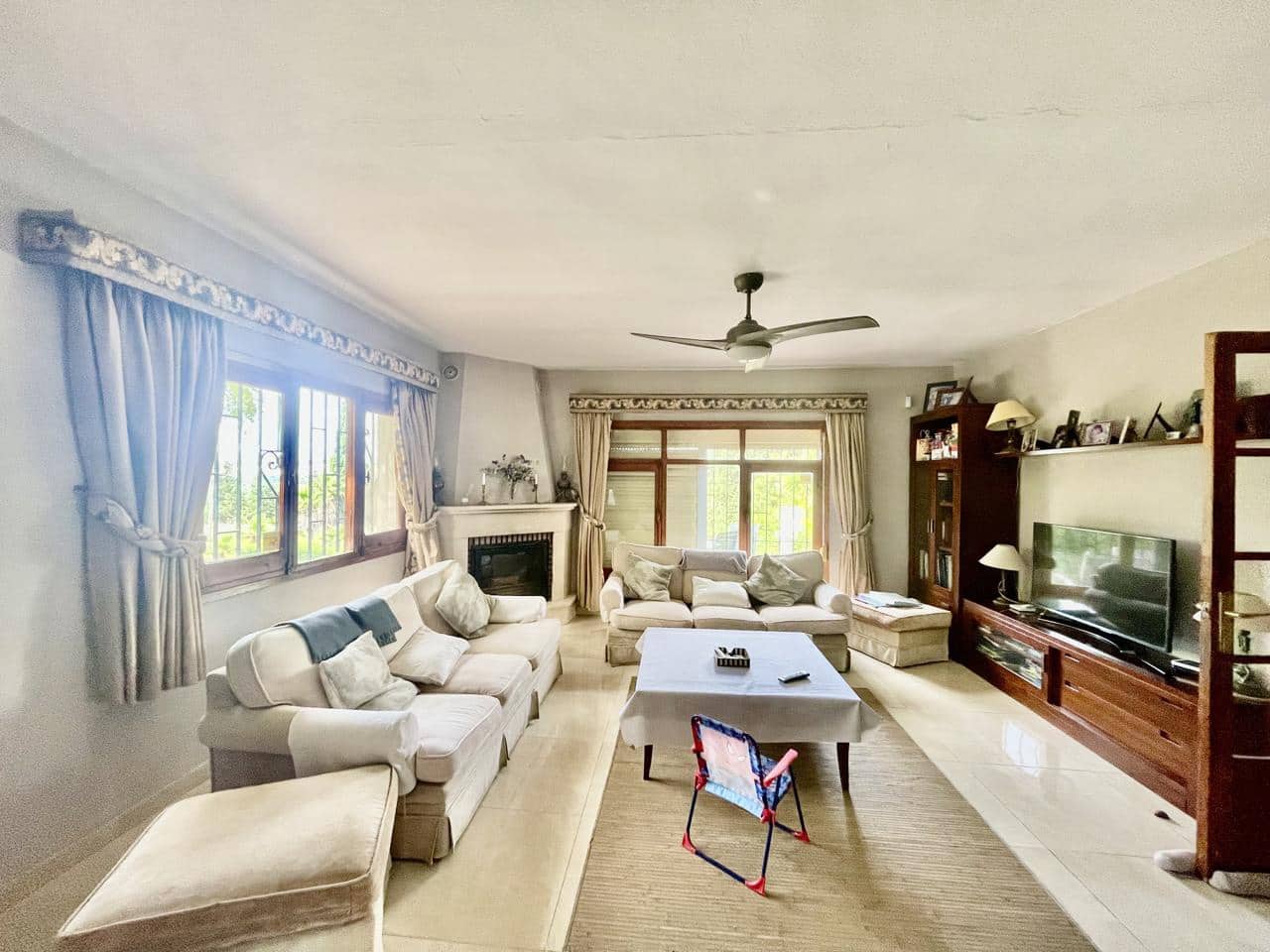 7 bedroom Finca/Country House for sale in San Enrique de Guadiaro with pool garage - € 875,000 (Ref: 9075473)