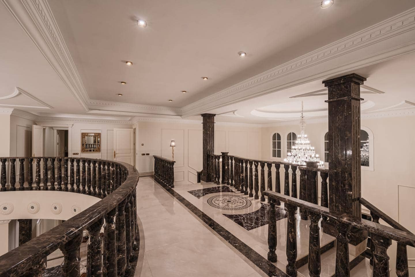 Chalet de 7 habitaciones en Marbella en venta con piscina garaje - 13.000.000 € (Ref: 9076777)