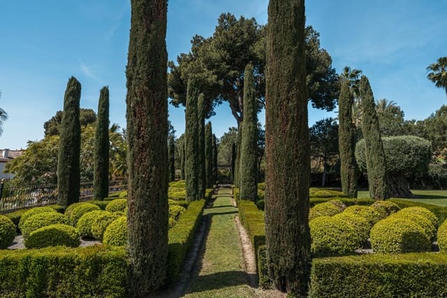 Chalet de 7 habitaciones en Sierra Blanca, Marbella en venta con piscina garaje - 13.000.000 € (Ref: 9076777)