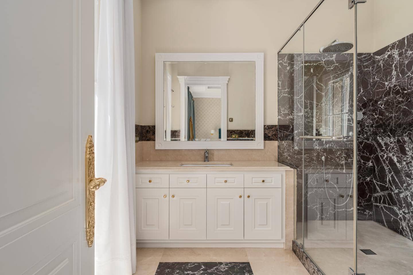 Chalet de 7 habitaciones en Marbella en venta con piscina garaje - 13.000.000 € (Ref: 9076777)