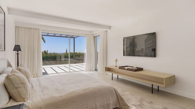 5 bedroom Villa for sale in Sierra Blanca, Marbella with pool garage - € 4,790,000 (Ref: 9077541)