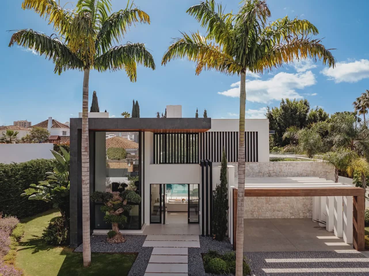 5 slaapkamer Villa te koop in Marbella met zwembad garage - € 5.995.000 (Ref: 9077542)