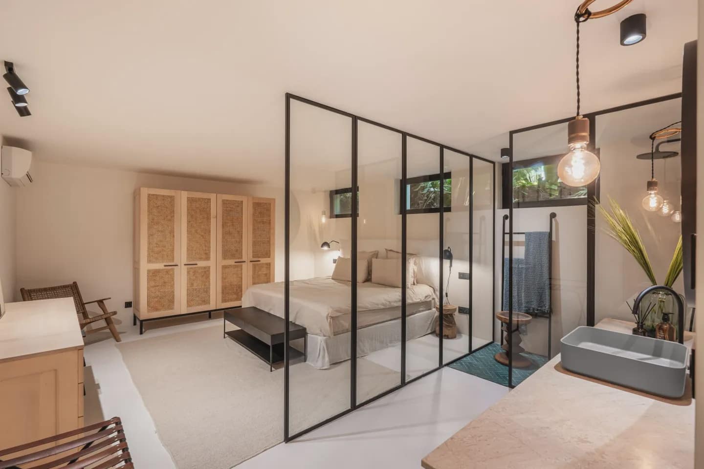 5 Zimmer Villa zu verkaufen in Marbella mit Pool Garage - 5.895.000 € (Ref: 9077543)