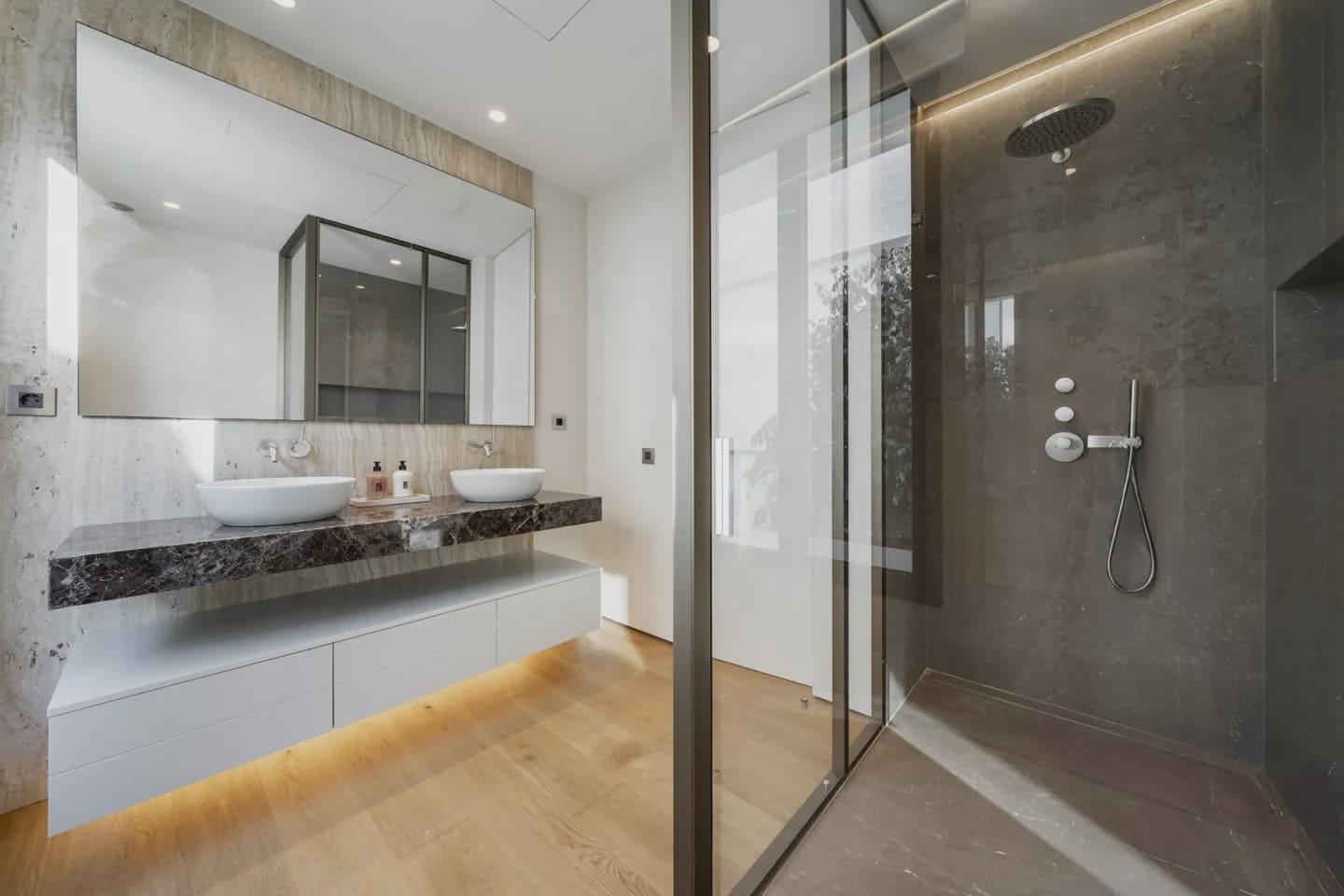 5 soveværelse Lejlighed til salg i Marbella med garage - € 6.395.000 (Ref: 9077545)