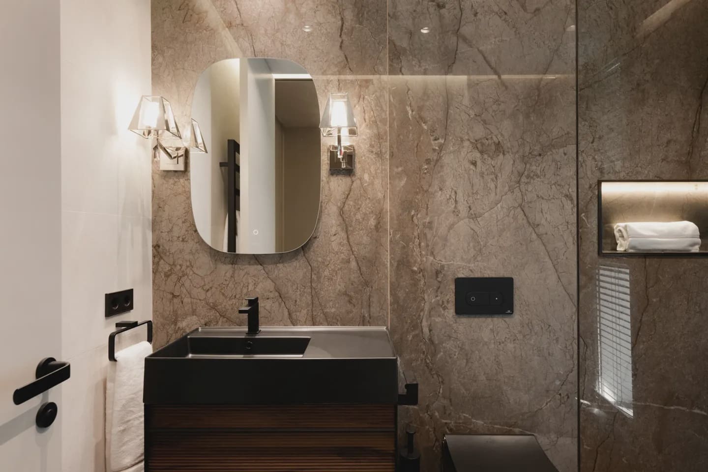 5 sypialnia Willa na sprzedaż w Marbella z basenem garażem - 11 900 000 € (Ref: 9077546)