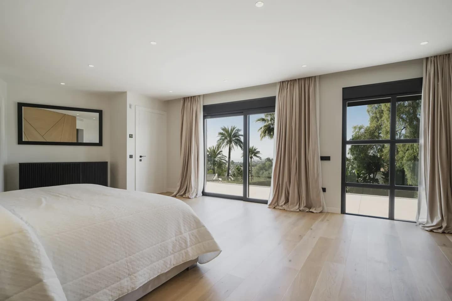 5 makuuhuone Huvila myytävänä paikassa Marbella mukana uima-altaan 
autotalli - 5 495 000 € (Ref: 9078497)