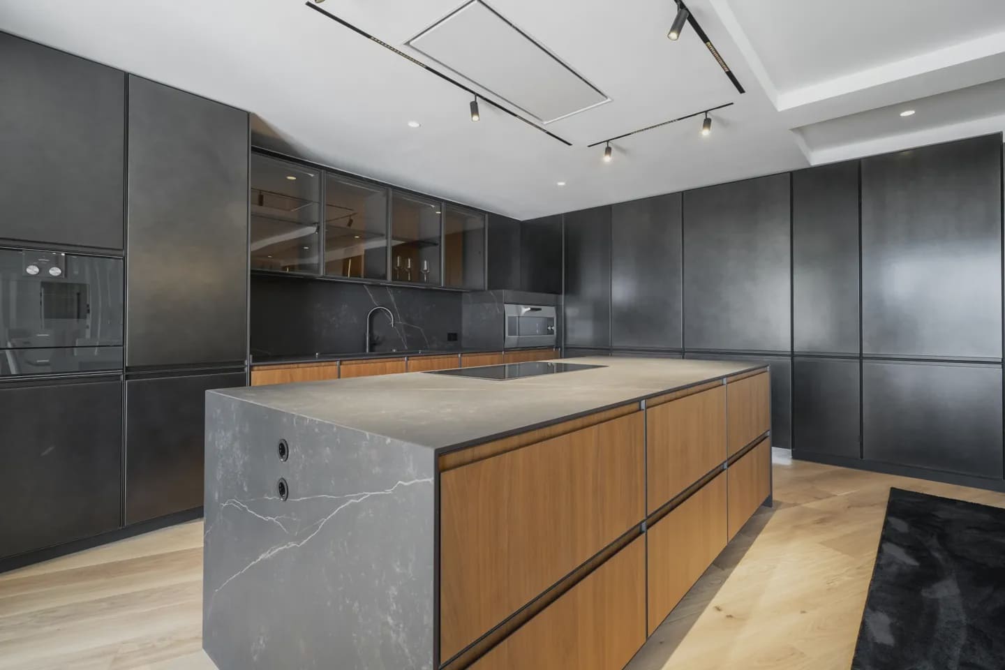 5 makuuhuone Huvila myytävänä paikassa Marbella mukana uima-altaan 
autotalli - 5 495 000 € (Ref: 9078497)