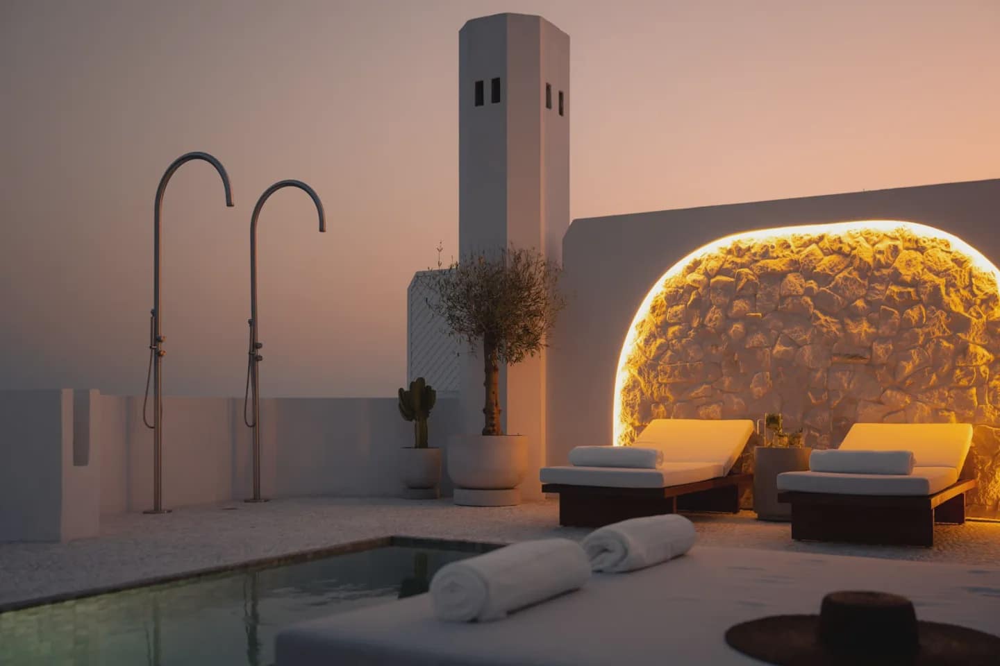 3 sypialnia Apartament na sprzedaż w Marbella z basenem garażem - 2 995 000 € (Ref: 9078500)