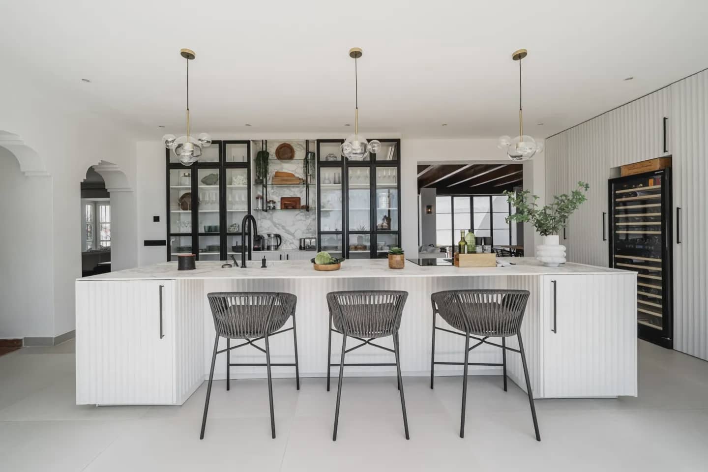 4 sovrum Villa till salu i Benahavis med pool garage - 2 250 000 € (Ref: 9078501)