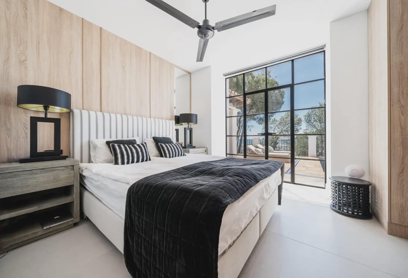 4 sovrum Villa till salu i Benahavis med pool garage - 2 250 000 € (Ref: 9078501)