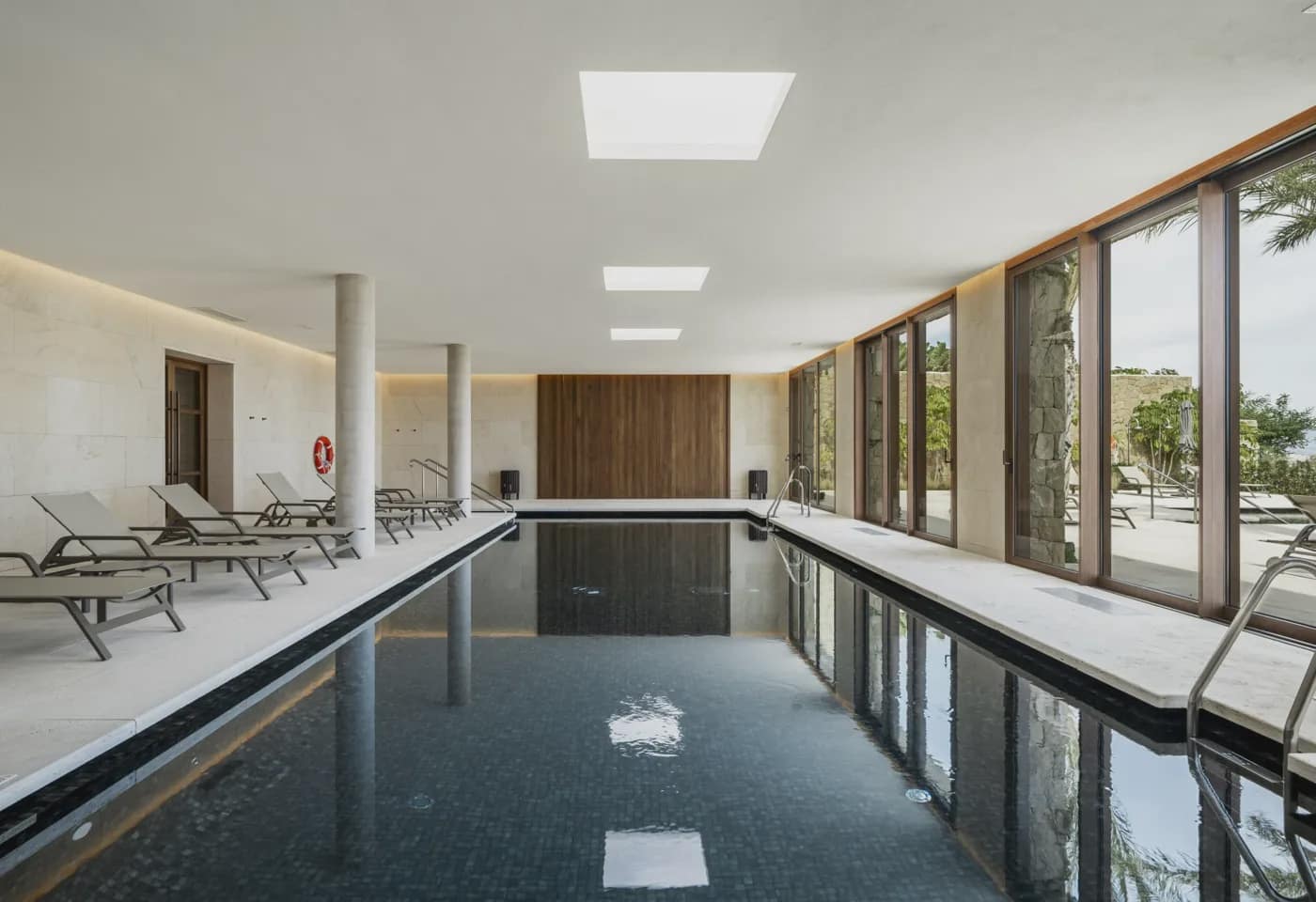 3 chambre Appartement à vendre à Casares avec piscine garage - 2 495 000 € (Ref: 9078506)