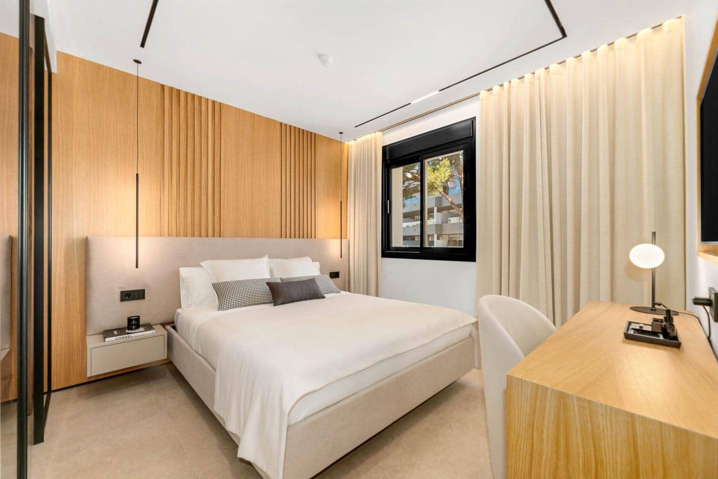 2 slaapkamer Appartement te koop in Marbella met zwembad garage - € 749.000 (Ref: 9086480)