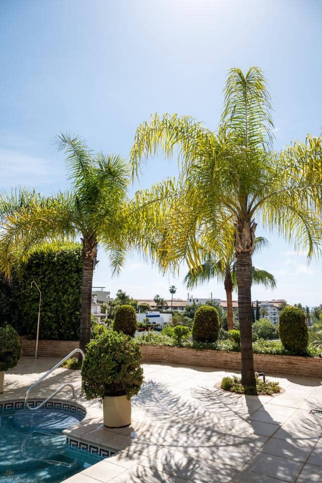 4 slaapkamer Villa te koop in Benahavis met zwembad garage - € 2.395.000 (Ref: 9097590)