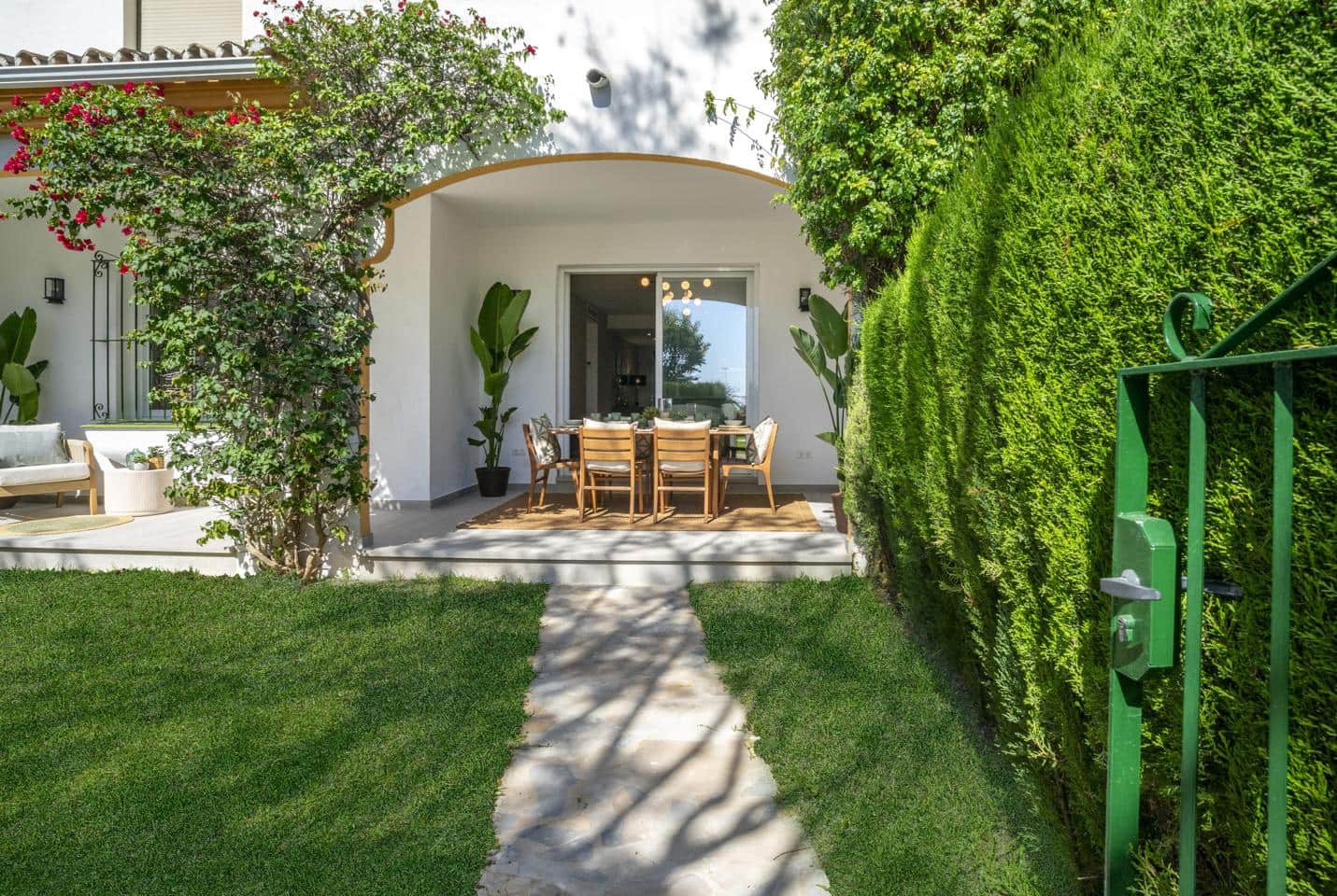 Apartamento de 3 habitaciones en Marbella en venta con piscina garaje - 1.090.000 € (Ref: 9097591)