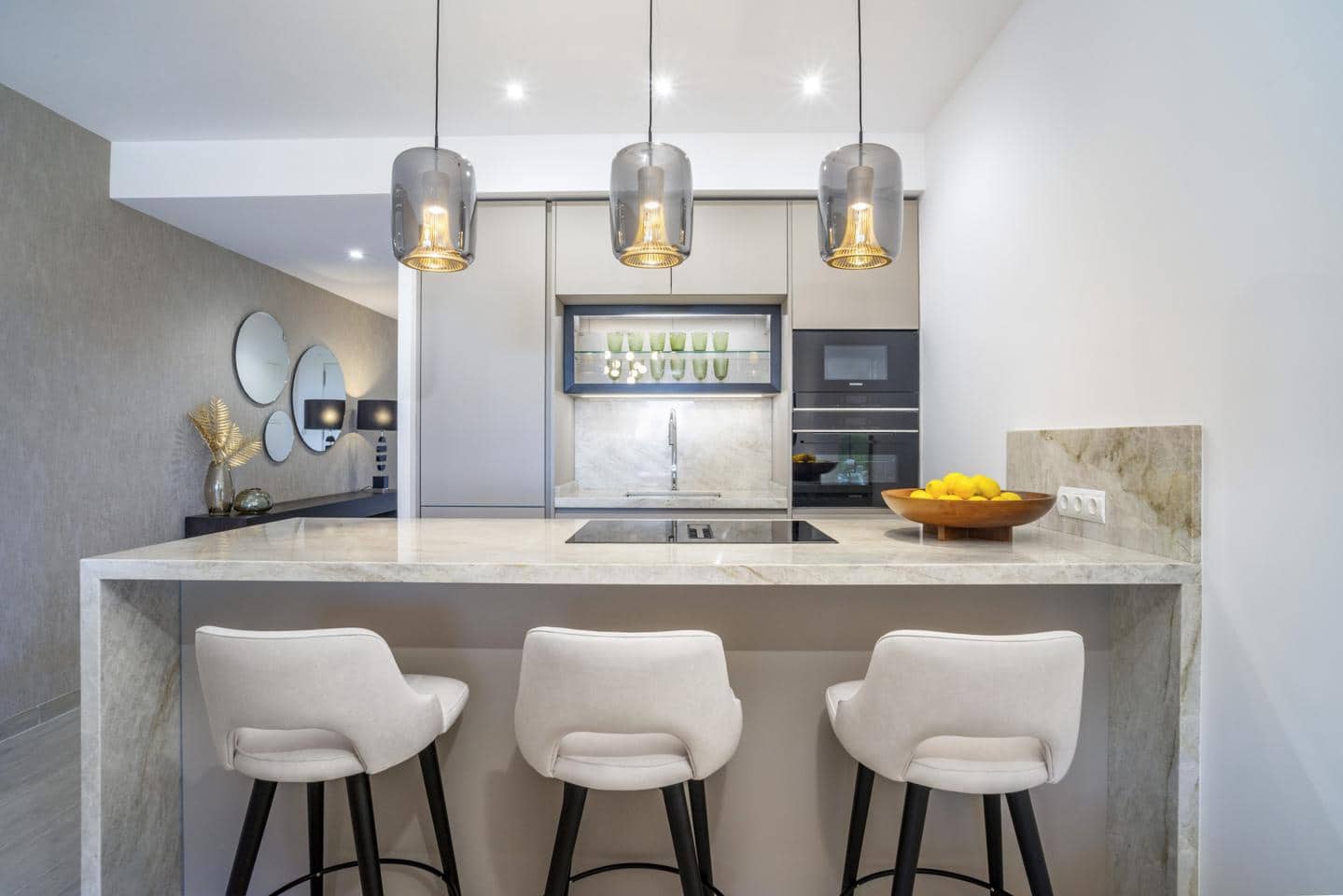 Apartamento de 3 habitaciones en Marbella en venta con piscina garaje - 1.090.000 € (Ref: 9097591)