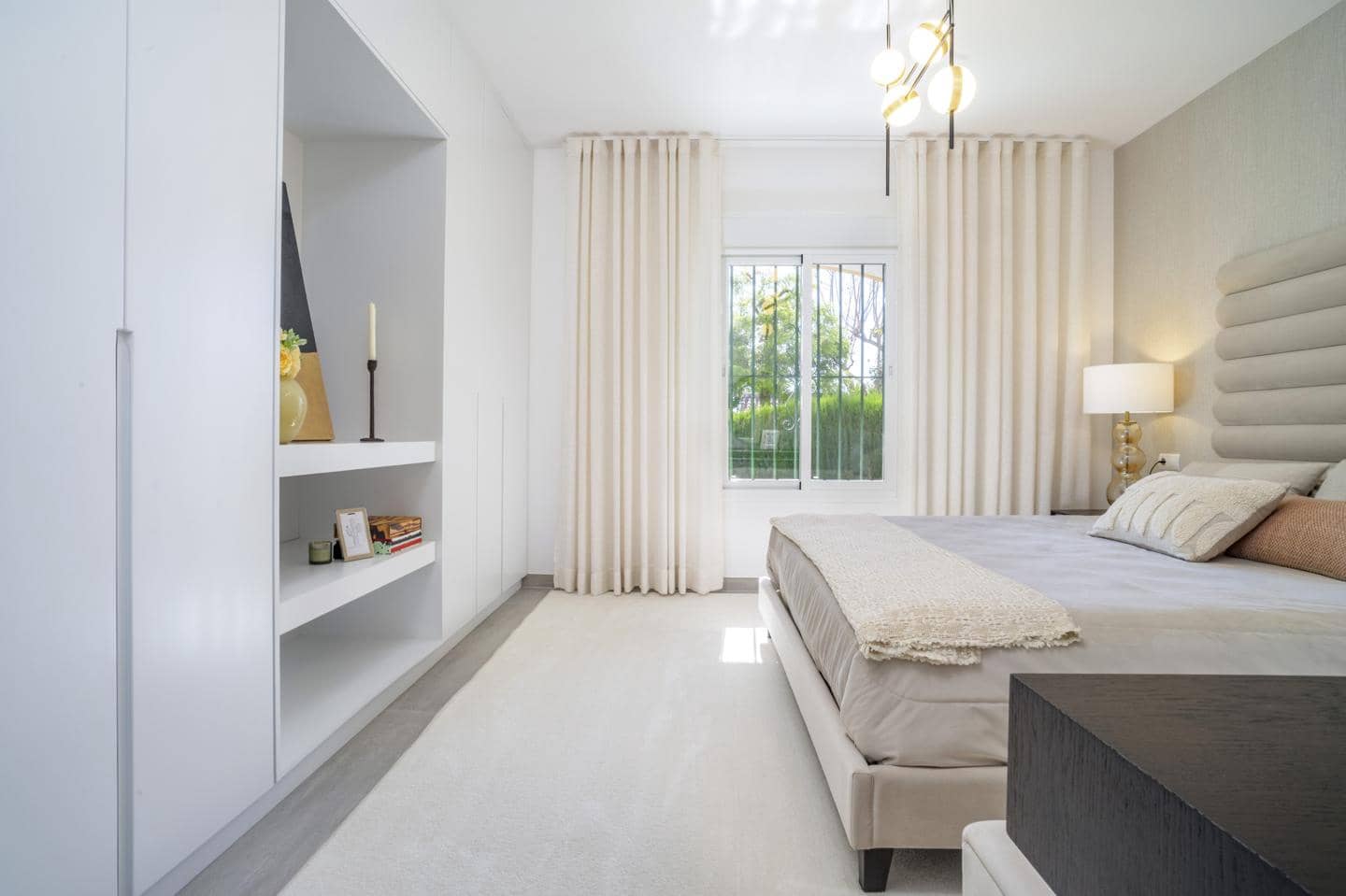 Apartamento de 3 habitaciones en Marbella en venta con piscina garaje - 1.090.000 € (Ref: 9097591)