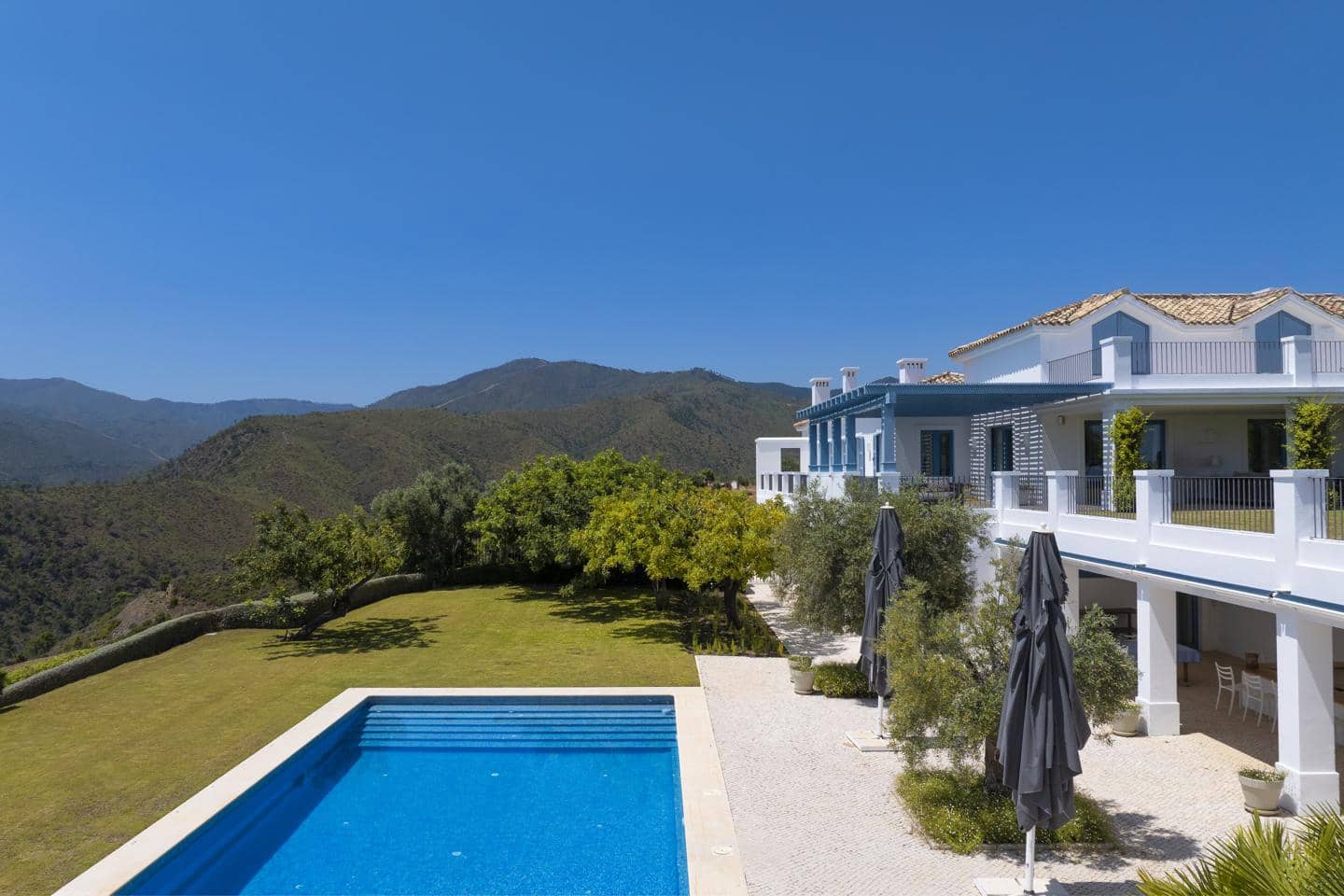 5 sovrum Villa till salu i Benahavis med pool garage - 4 750 000 € (Ref: 9101064)