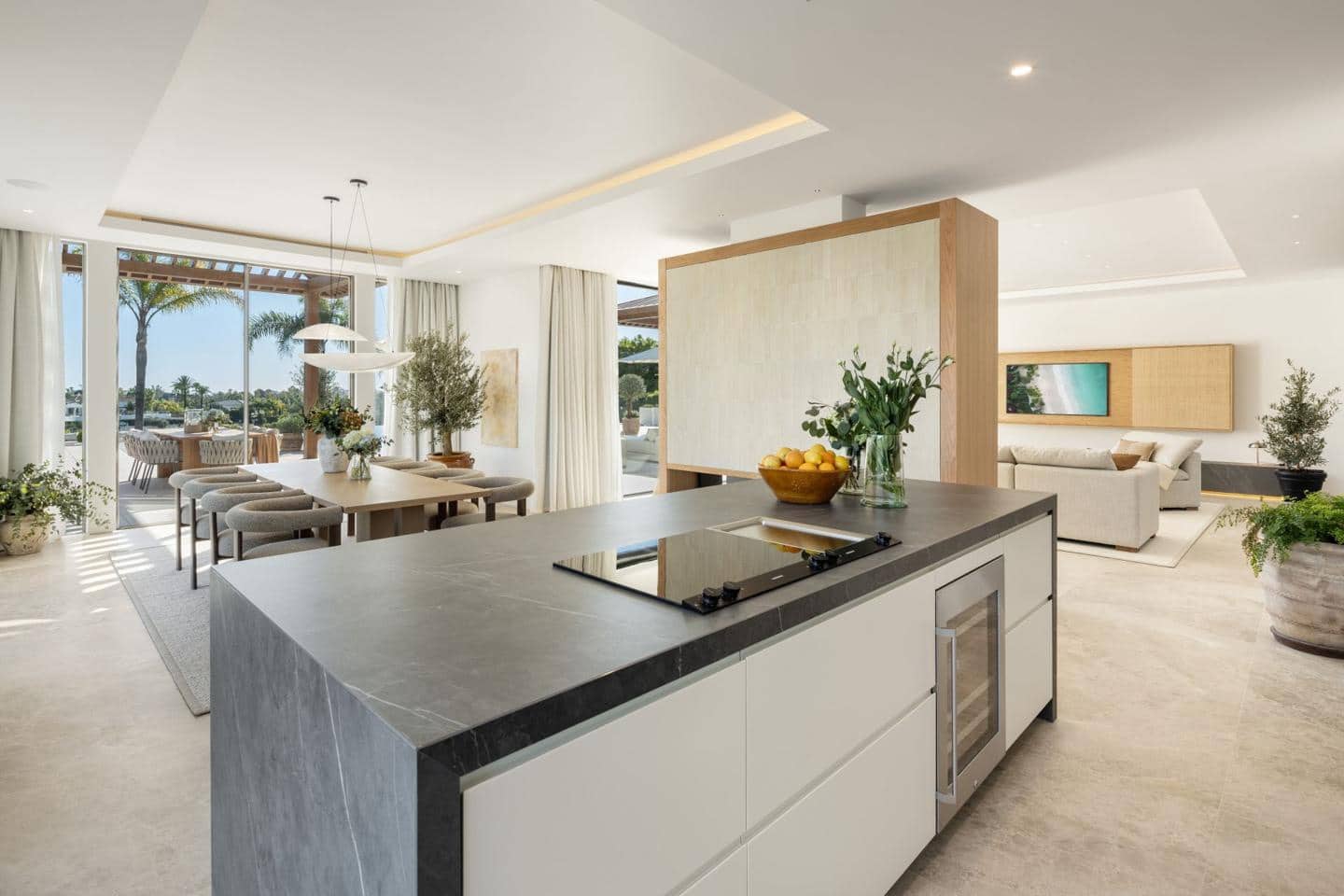 6 slaapkamer Villa te koop in Marbella met zwembad garage - € 10.950.000 (Ref: 9111466)