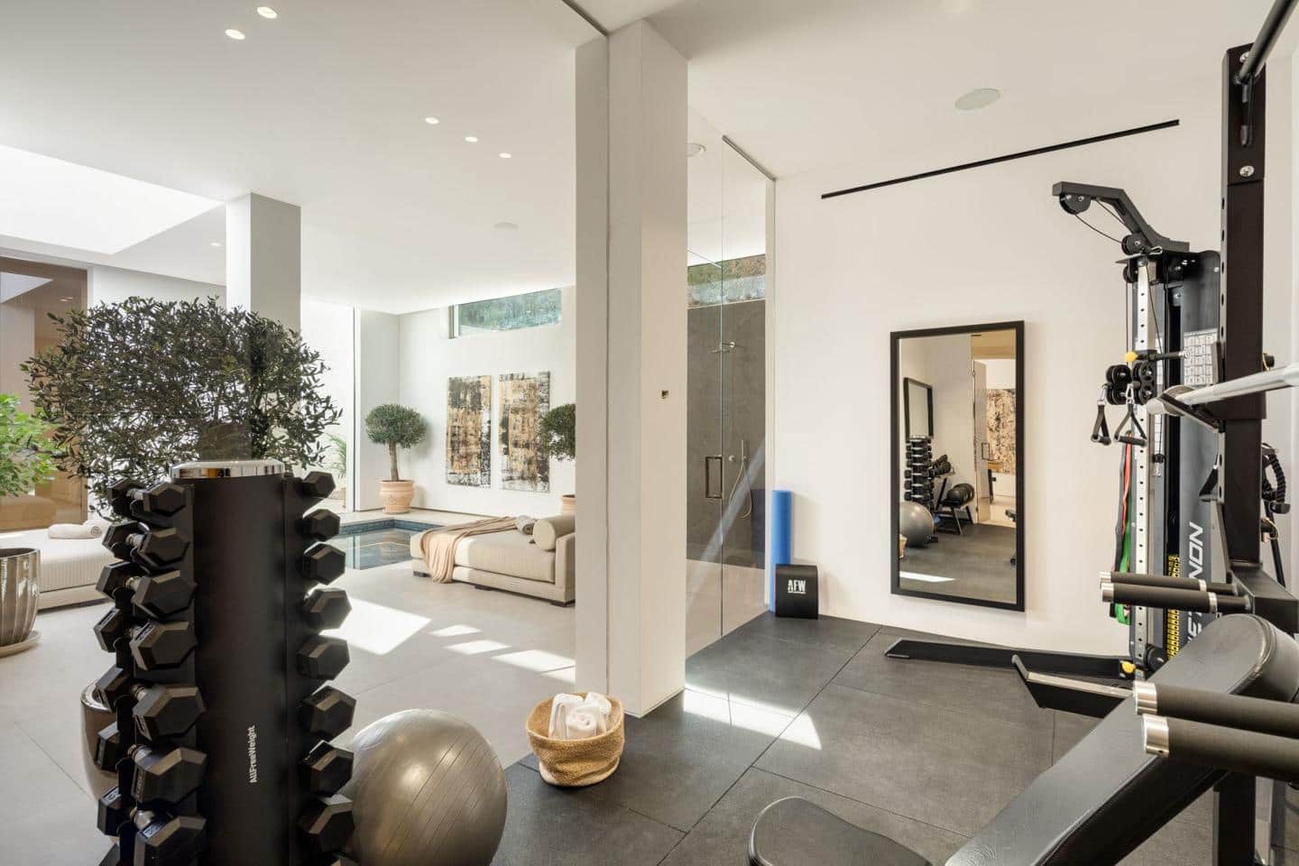 6 slaapkamer Villa te koop in Marbella met zwembad garage - € 10.950.000 (Ref: 9111466)